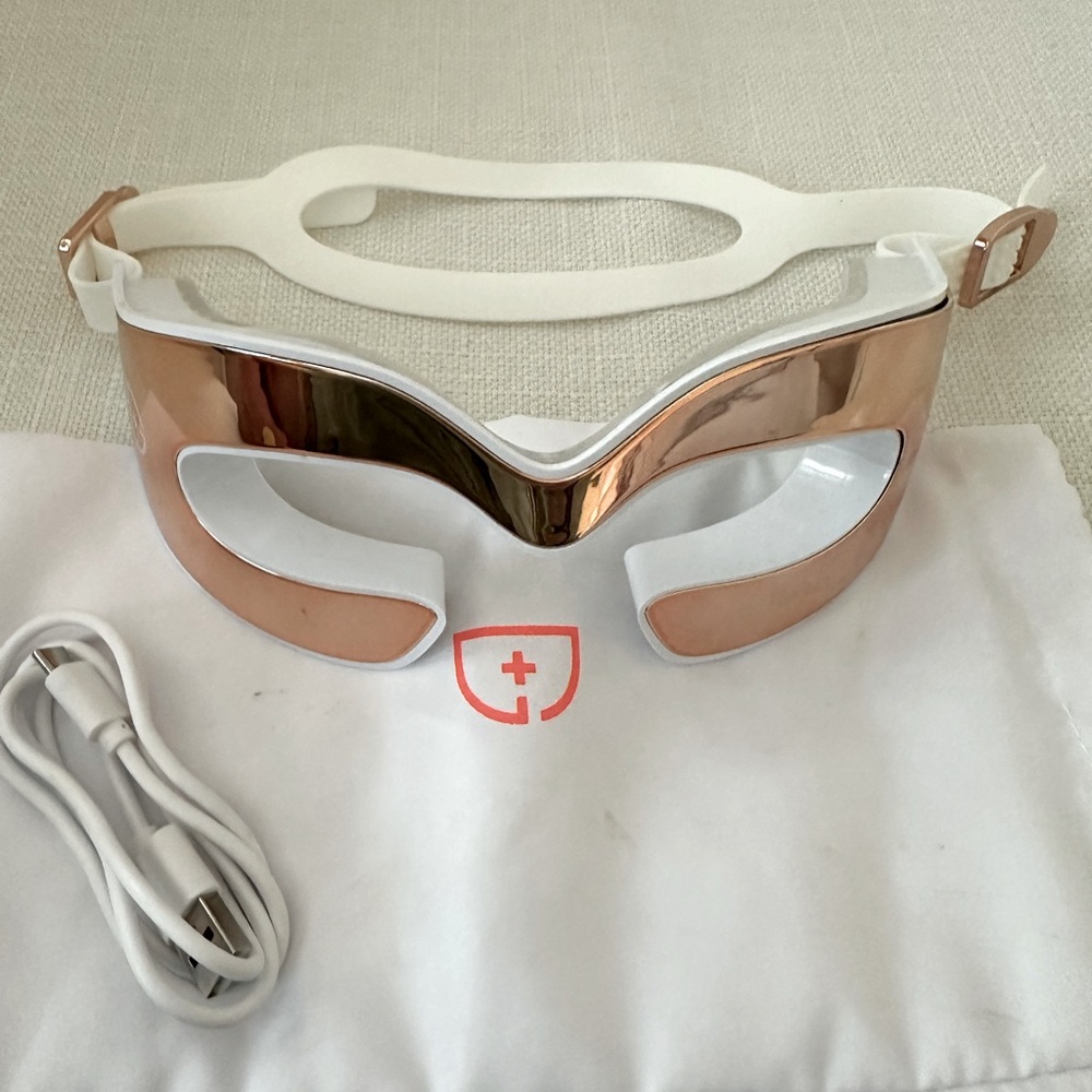 Dr. Dennis Grossman LED Eye Mask
